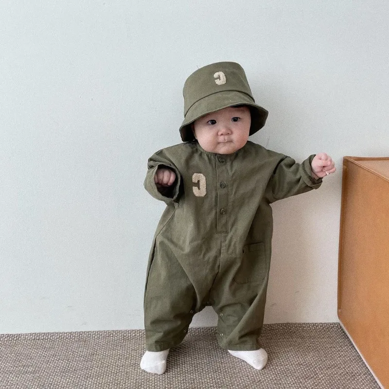 Spring Autumn Baby Clothes Boy Girl Pajamas Beige Green O-neck Long Sleeve Loose Rompers+Cap Newborn Home Wear Nightgown E16205