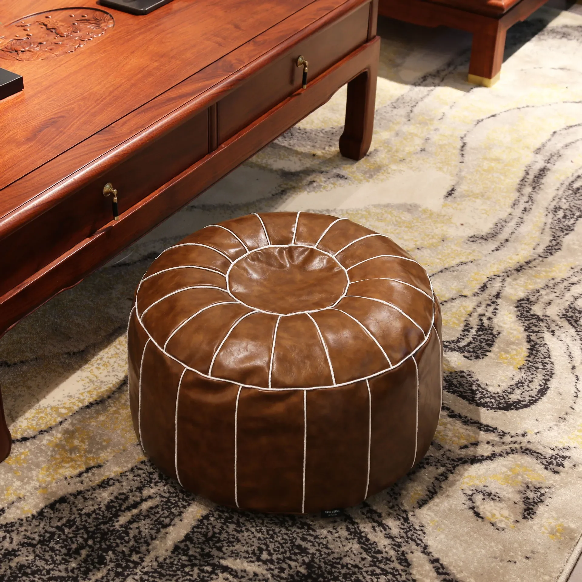 Retro Moroccan PU Leather Pouf for Entrance Cloakroom Living room Kids Shoes Change Stool Ottoman Home Decor Artificial Cushion