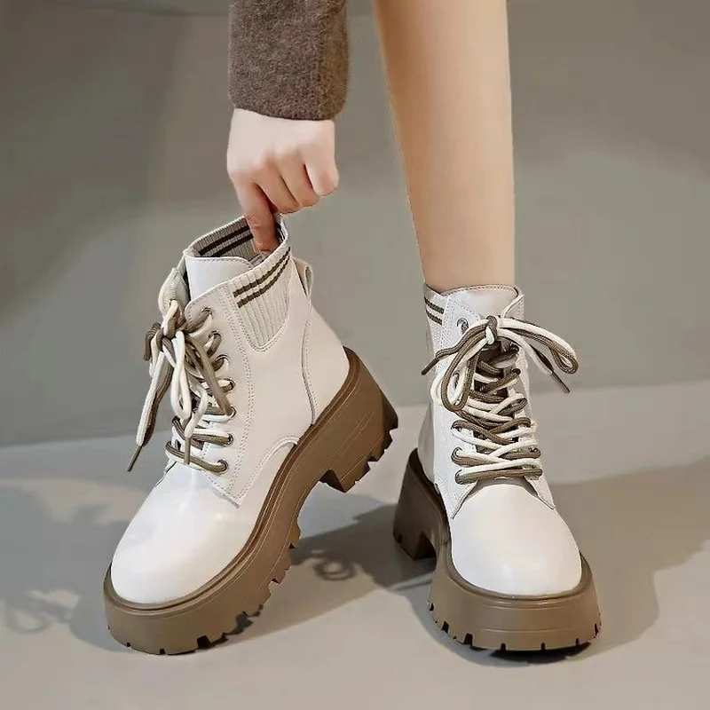 Winter And Autumn Retro Women & Girls Boots Fashion Female Soft Leather Shoes Anti-Slip Sports Casual Size 35-40