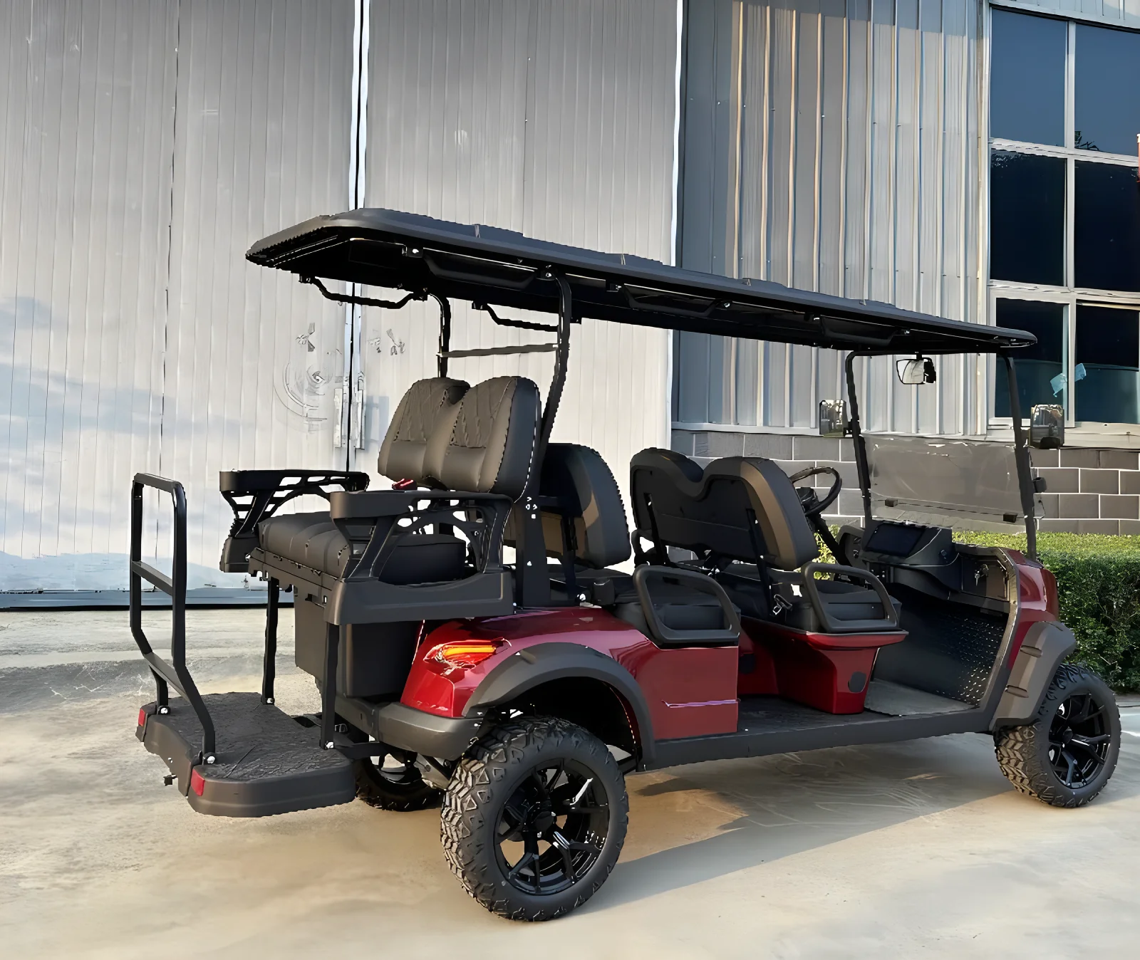4 6 Passenger Golf Cart 72V Battery Lithium Ion Pack Electric Golf Carts Color can be customized