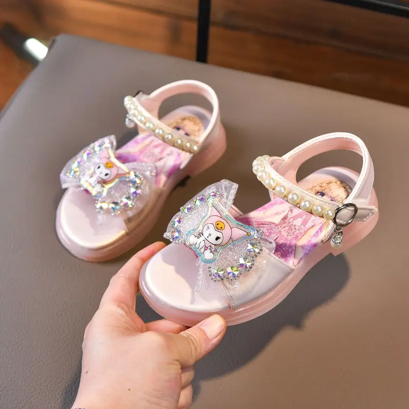 

2024 Girls Kuromi Sandals Sanrio Kawaii Anime Kids Shoes Summer Sweet Cute Student Princess Wind Beach Shoes Tide Gift for Kids
