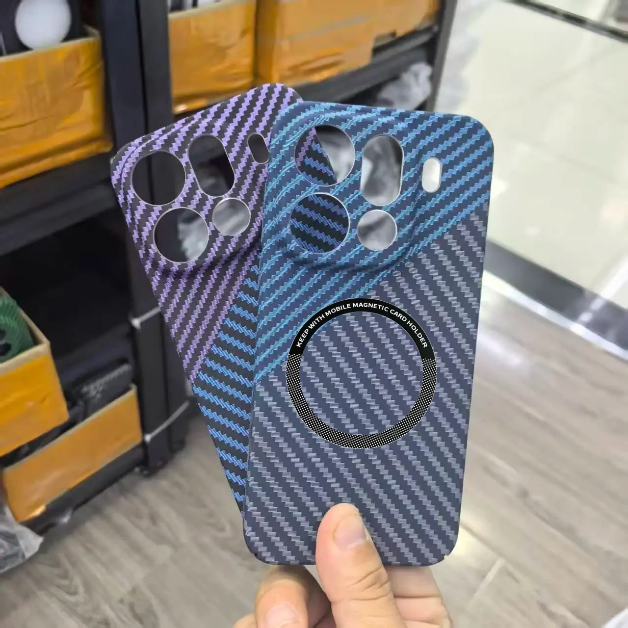 Sleek Carbon Fiber Pattern Ultra-Thin Business Case with Magnetic Charge and Anti-Drop Protection