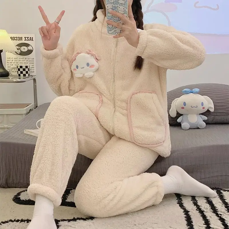 

Sanrios Kawaii Anime Cinnamoroll Plush Pajamas Suit Cartoon Pochacco Zipper Homewear Nightwear Winter Girl Thickening Sleepwear