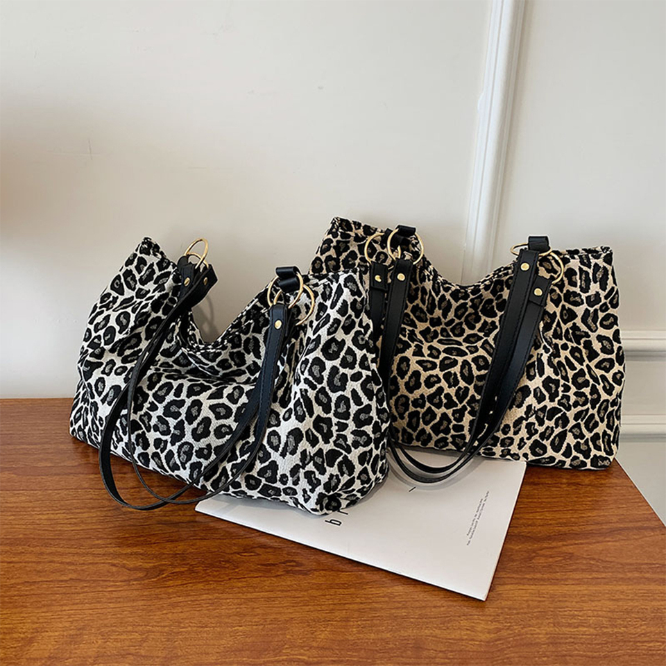 Leopard Print Quilted Shoulder Bag Polyester Tote Lightweight Magnetic Snap Ergonomic Strap Daily Commute Shopping Bag