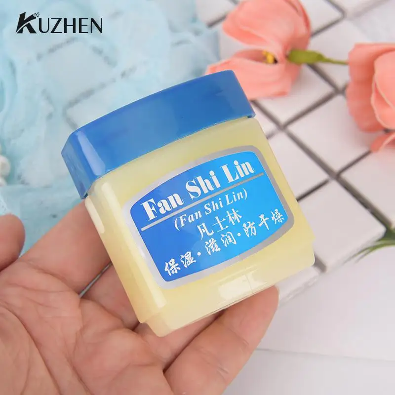 

Lip Care Hand Foot Moisturizing Lip Gloss Natural Plant Anti-Cracking Organic with Pure Petroleum Jelly Lip Balm Gift Lip Brush