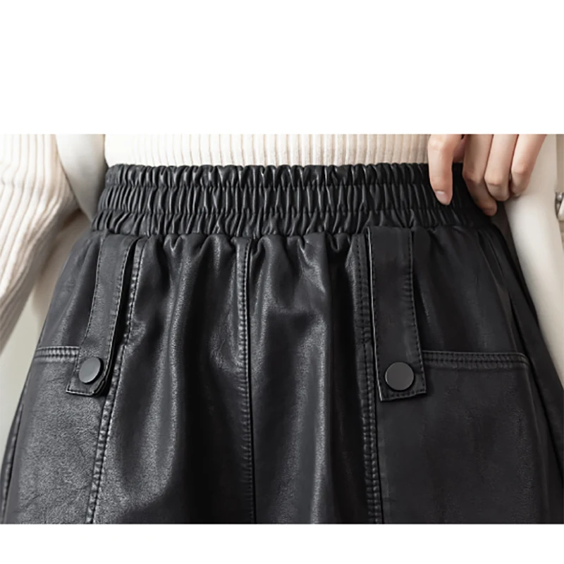 Elastic High Waist PU Leather Shorts Women Black Wide Leg Shorts Ladies Fall Casual Loose Pocket Leather Short Femme 2021 Winter biker shorts