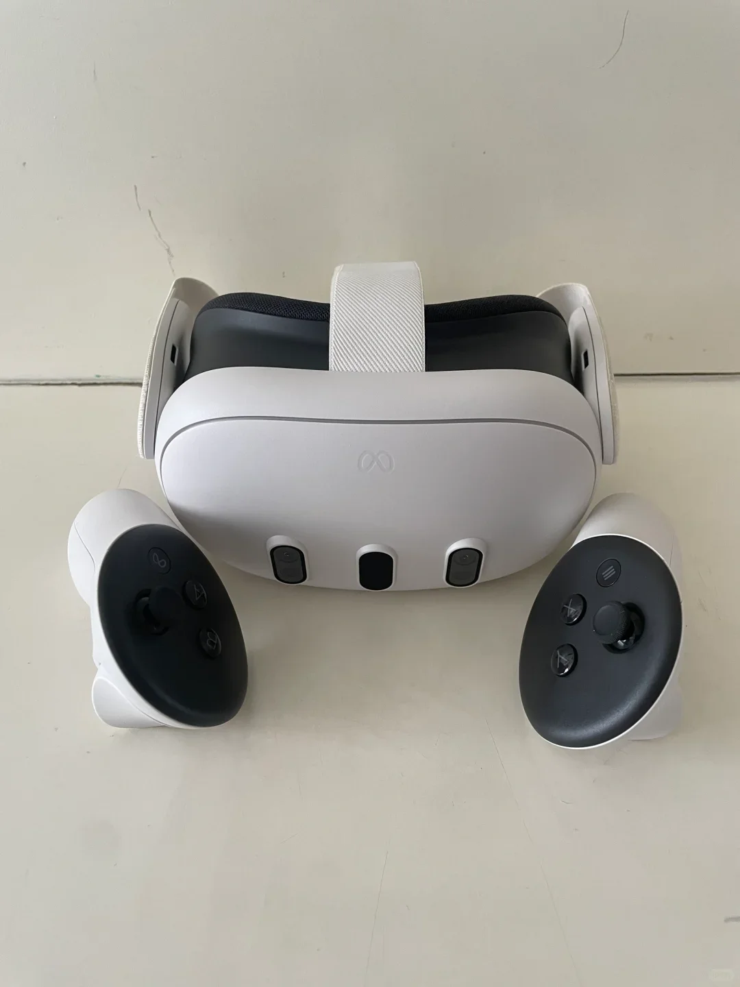 Oryginalny Oculus Quest 3 8GB+512GB z Polski za $503.05 / ~1871zł