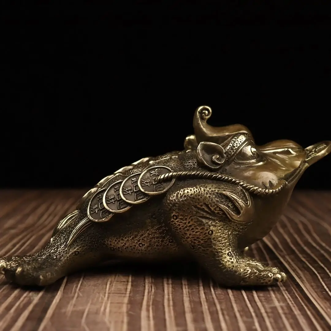 

New bronze three-legged golden toad, unicorn golden toad, fortune into treasure, golden cicada home living room gifts