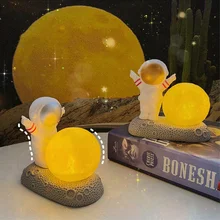 

Astronaut Spaceman LED Night Light Ins Table Lamp Boy Bedroom Bedside Desktop Home Decoration Creative Gift Resin Lamp