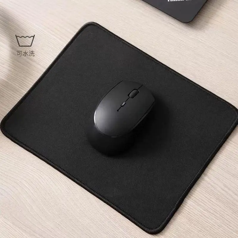 Black Non-Slip Rubber Mouse Pad - Enhanced Comfort and Grip for Gaming and Office Use (180x220x1.5MM)
