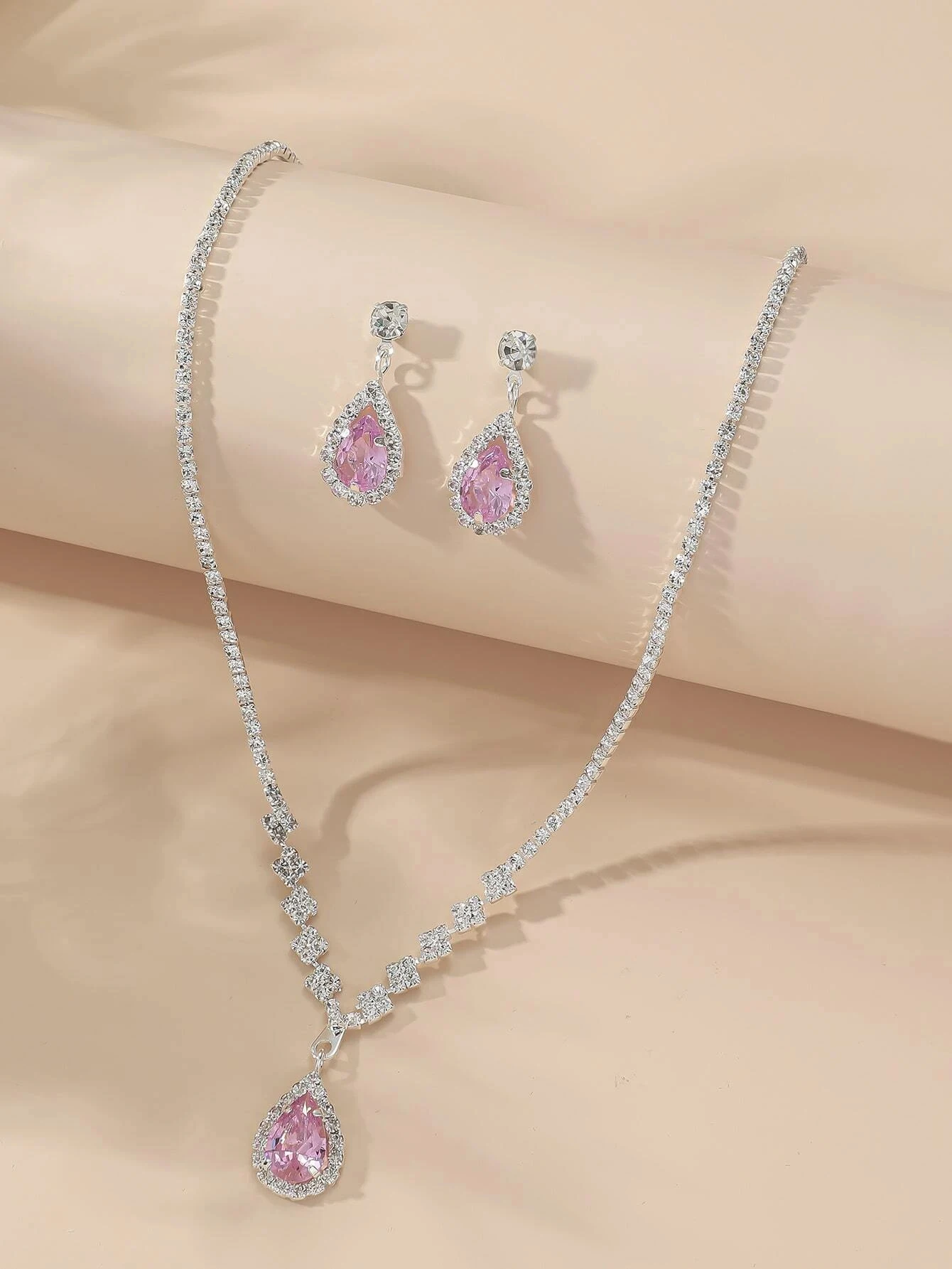 3er-Set für Hochzeitssaison, modische Tröpfchen-Halskette und Ohrringe für Damen, Bankett-Party-Accessoires 4055 – Detail 3