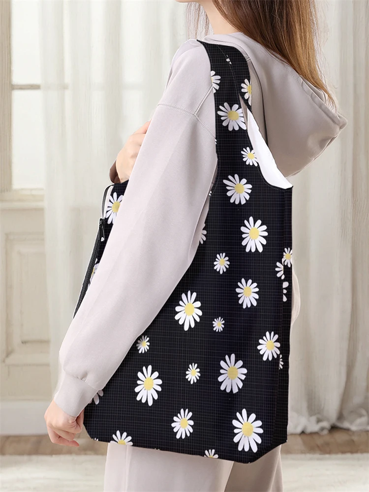 Ladies' Foldable Cartoon Daisy Shopping Bag Foldable Storage Reusable Easy to Carry Capacity Handbag