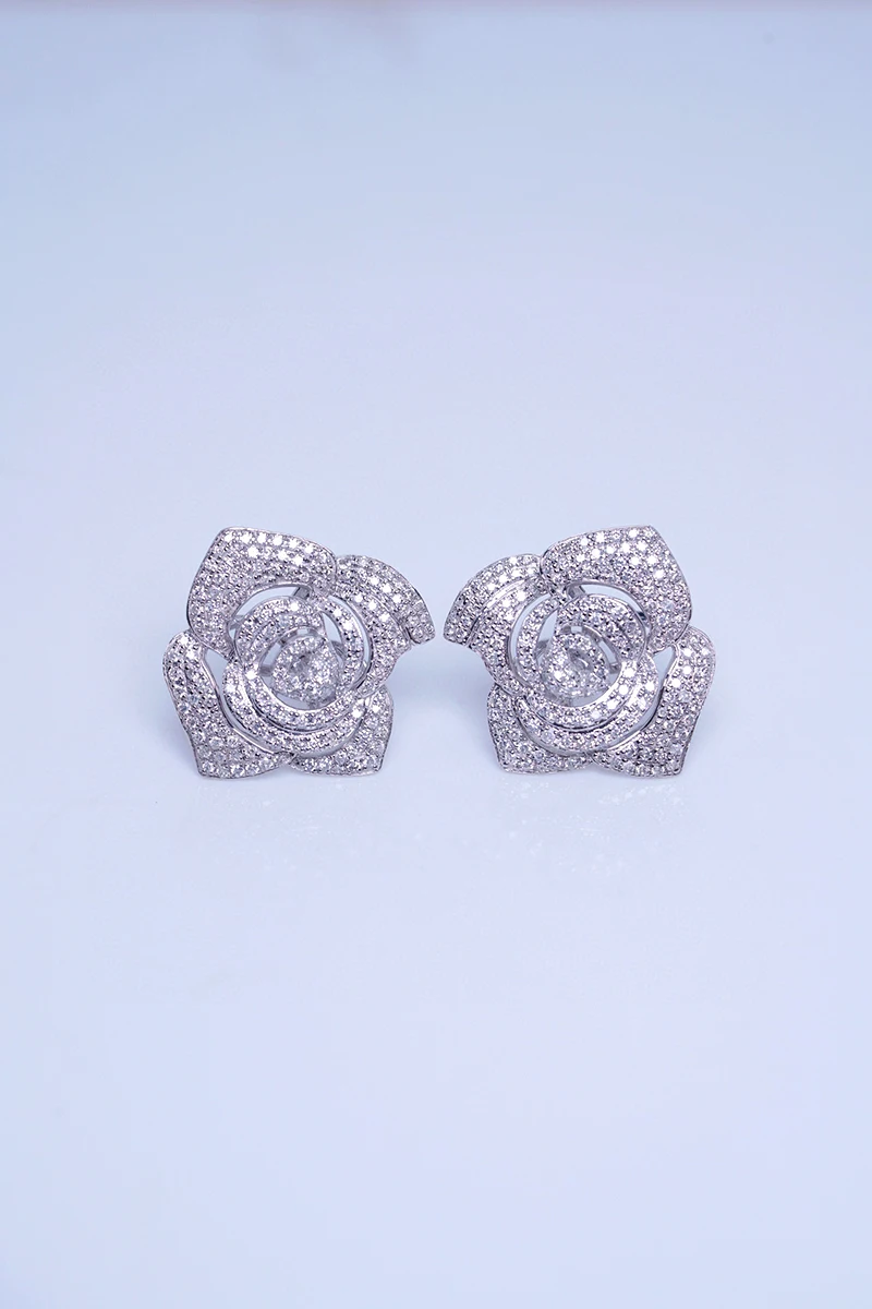 Metal: 18K White Gold Real Diamond Rose Earrings