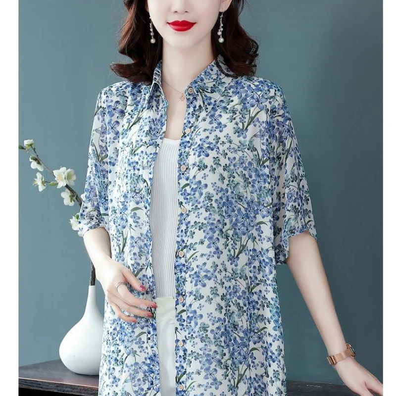 

2024 Summer New Chiffon Chiffon Flower Shirt Mid Length Elegance Fashion Age Reducing Intellectual Top Slimming Women's Shirt