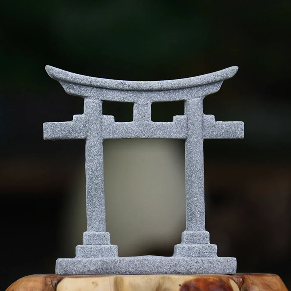 

Garden Micro Landscape Aquarium Adorn Zen Style Statue Torii Sculpture Miniature Ornament Desktop Adornment Decor