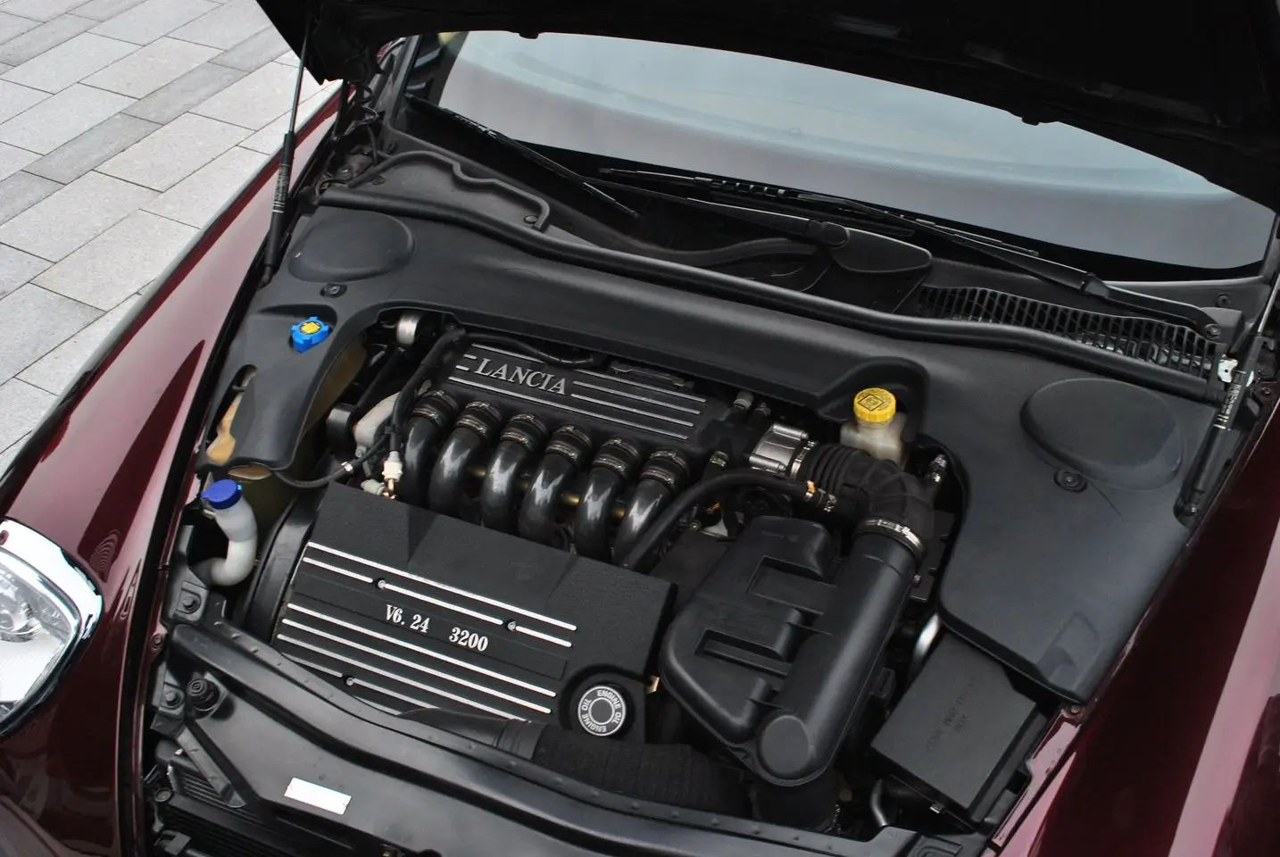 Ammortizzatori Del Cofano Per Lancia Tesi 2001-2009 Sollevatore Cofano Anteriore Supporta Ammortizzatori A Gas Ammortizzatori Idraulici Motore Puntell