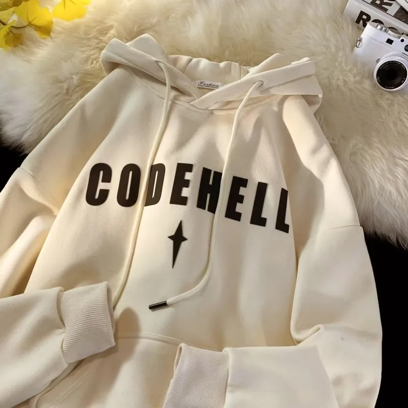 Рисунок 4 - Толстовка мужская с капюшоном