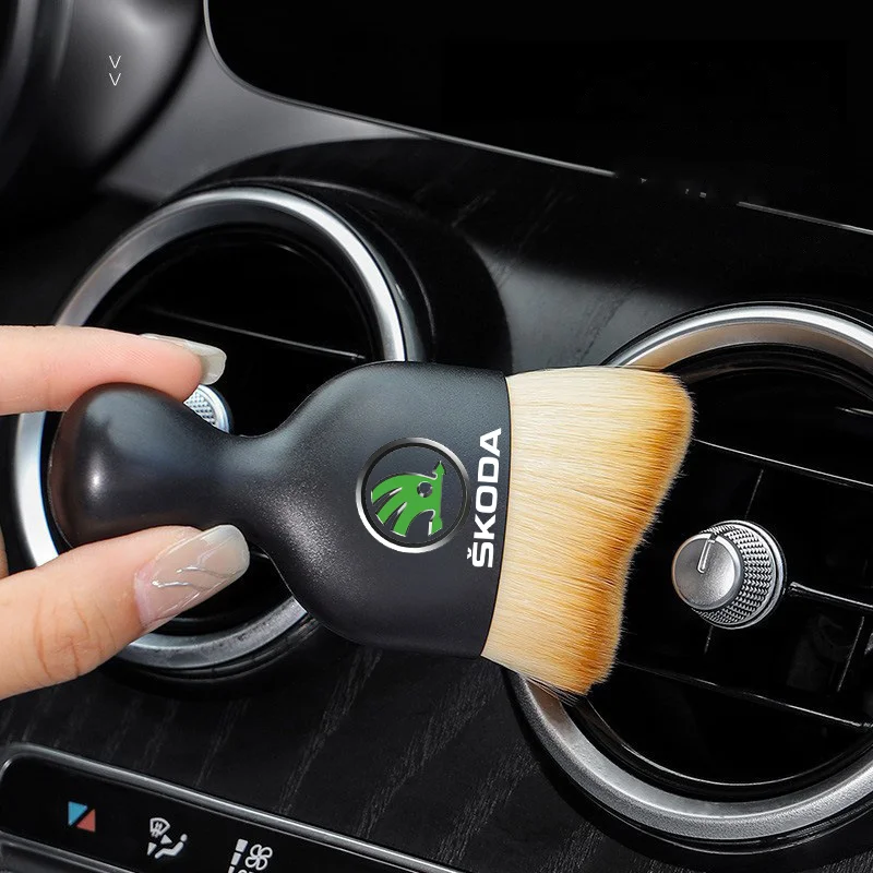 Car Wheel Brush Car Cleaning Brush Car Air Conditioner Outlet Dashboard Cleaning Brush for Skoda Octavia Kodiaq Fabia Superb Rapid Kamiq