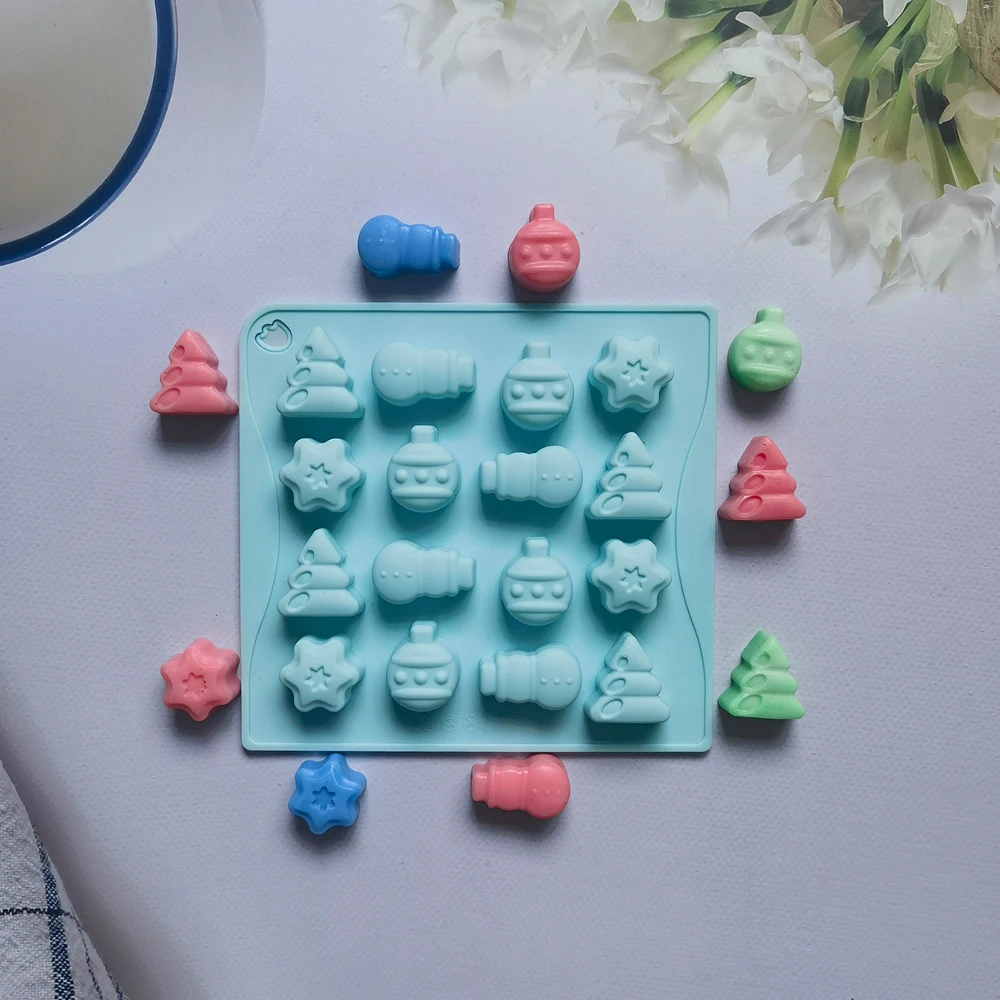 

Christmas Silicone Chocolate Mold Cake Biscuit Candy Mould 3D DIY Snowman Tree Kitchen Handmade Baking Tools Accessories