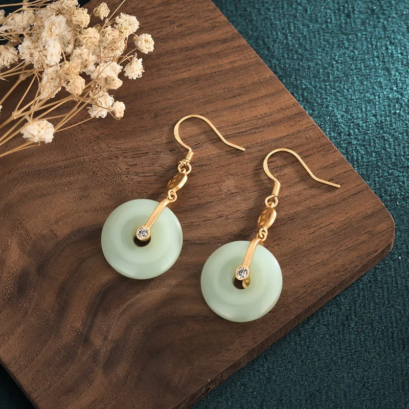 

Женские серебряные ювелирные изделия 925 пробы, Классические Серые нефритовые безопасные серьги с бриллиантовым газом в дворцовом стиле