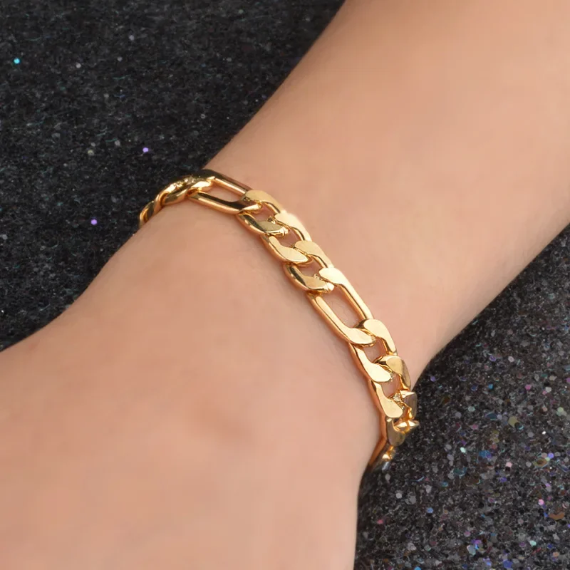 Elegant 8-Inch Gold Figaro Chain Bracelet - Fashionable Unisex Wedding Jewelry Gift