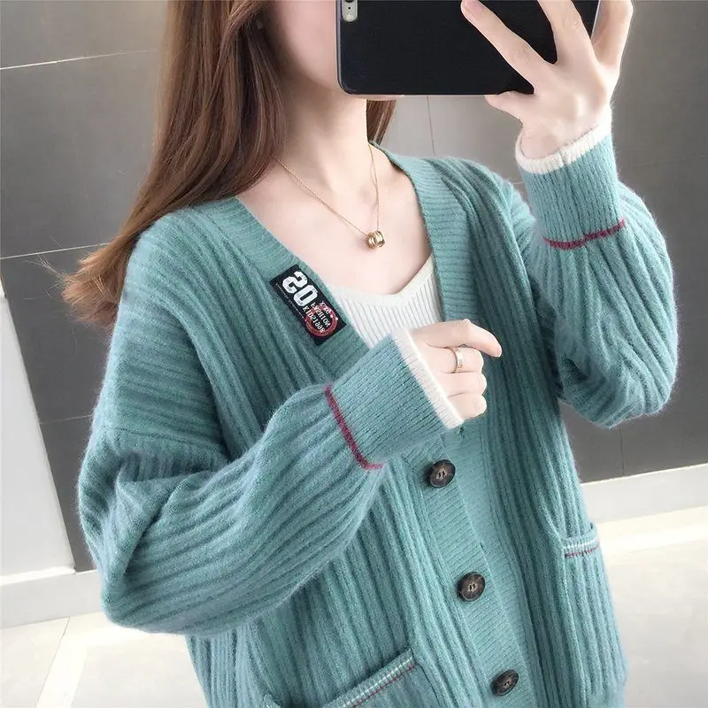 

Women's V-neck Patchwork Pockets Button Loose Thick 2023 Spring Autumn Fashion Casual Long Sleeve Cardigan Sweater Knitted Coats