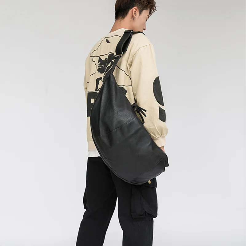 

New Trendy Men's Crossbody Bag Soft Leather Shoulder Bag Men Hobos Messenger Bag Fashion Design Dumpling Crossbody Travel Bag