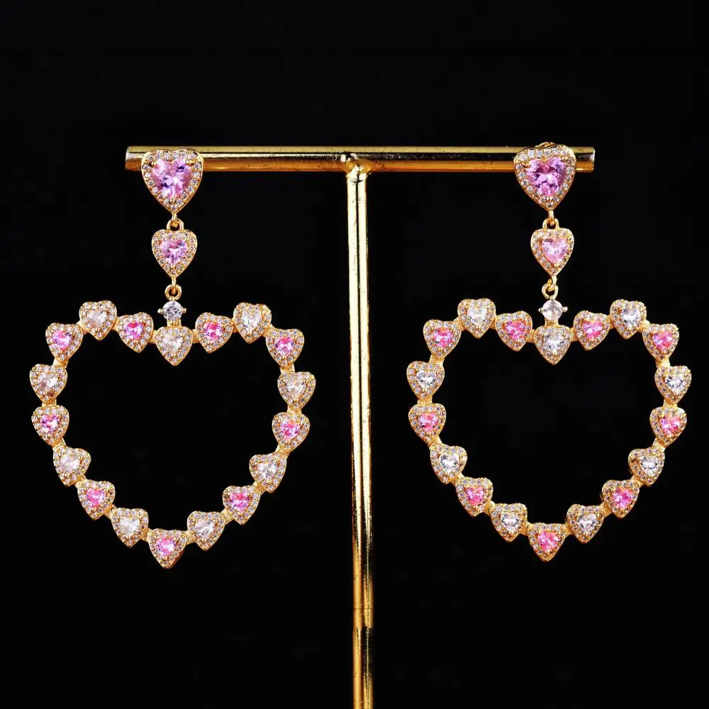 

HOYON 18K Gold Color Exaggerated Style Earrings Fashion Light Luxury Creative Design Zircon Earrings Love-Shaped Earrings