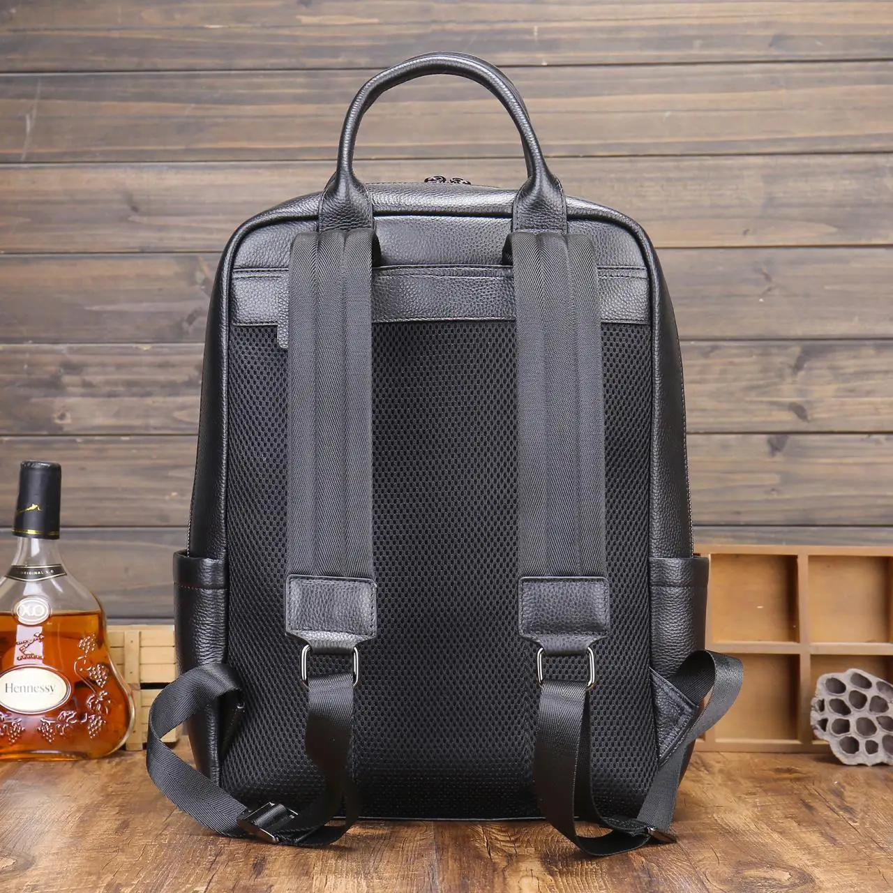 2024 New Brand Fashion Genuine Leather Men Woven Backpacks Real Natural Leather Student Backpack Boy Luxury Computer Laptop Bag 4