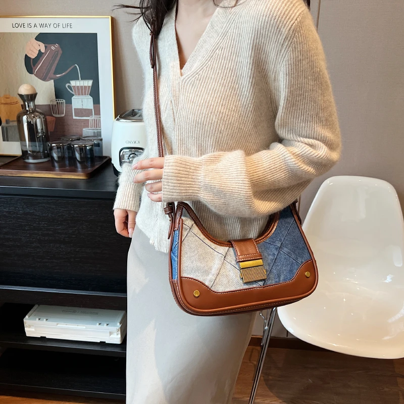 

Fashion Designer Saddle Small Crossbody Bags For Women 2024 Trend PU Leather Shoulder Armpit Bag Ladies Chain Underarm Handbags