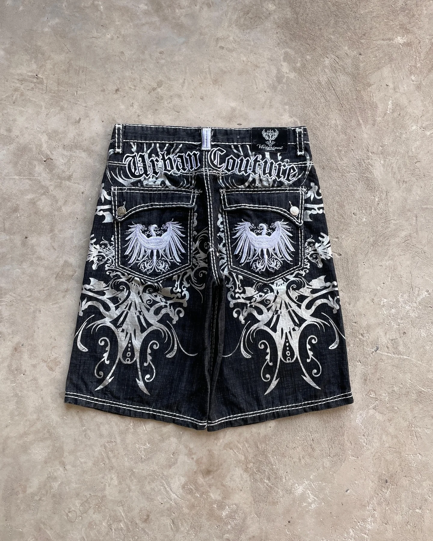 Streetwear American Denim Shorts Mens Womens Hip Hop Embroidery Printed Loose Gothic Retro Casual Basketball