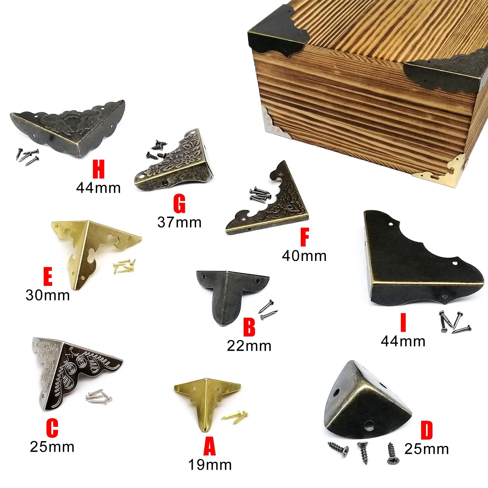 Lot De 20 Protections D'angle Décoratives En Laiton Ancien, Pour Coffret à Bijoux Ou Meuble En Bois - Vintage