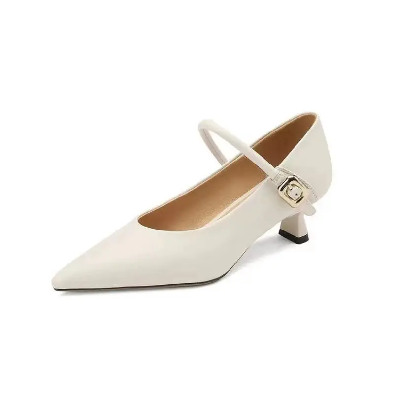 Рисунок 5 - Женские туфли-лодочки на толстом каблуке