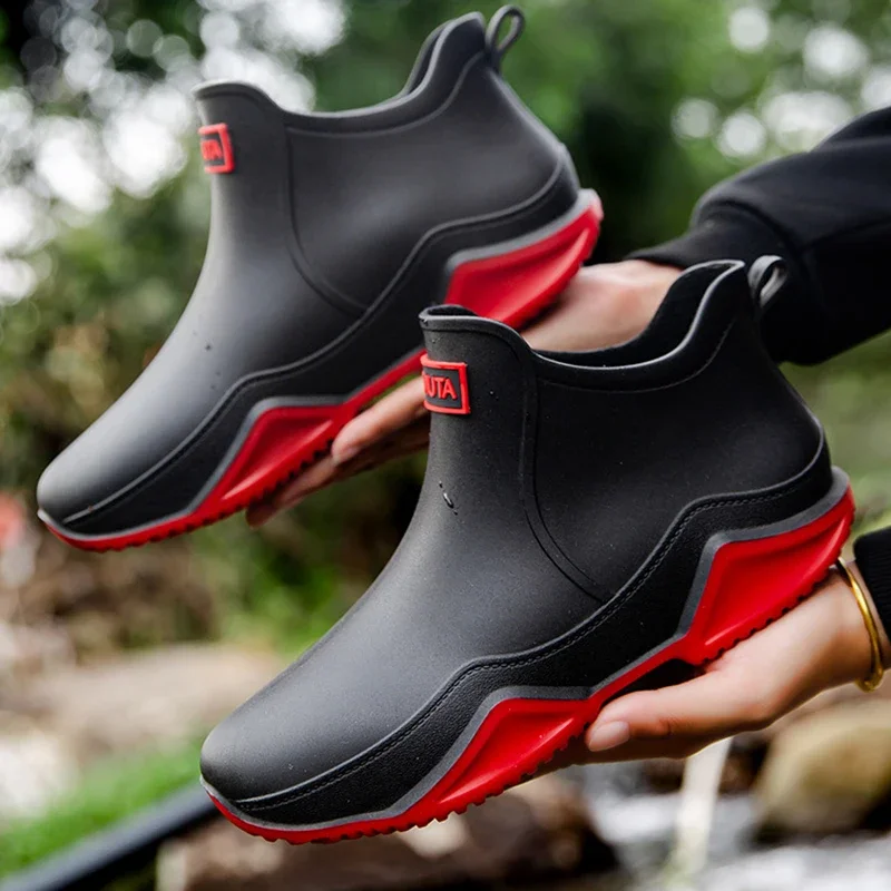 Fashion New Rubber Man Boots Trend Men's Rain Boots Platform Outdoor Shoes Slip on Warm Waterproof Work Mens Booties Soild Shoes