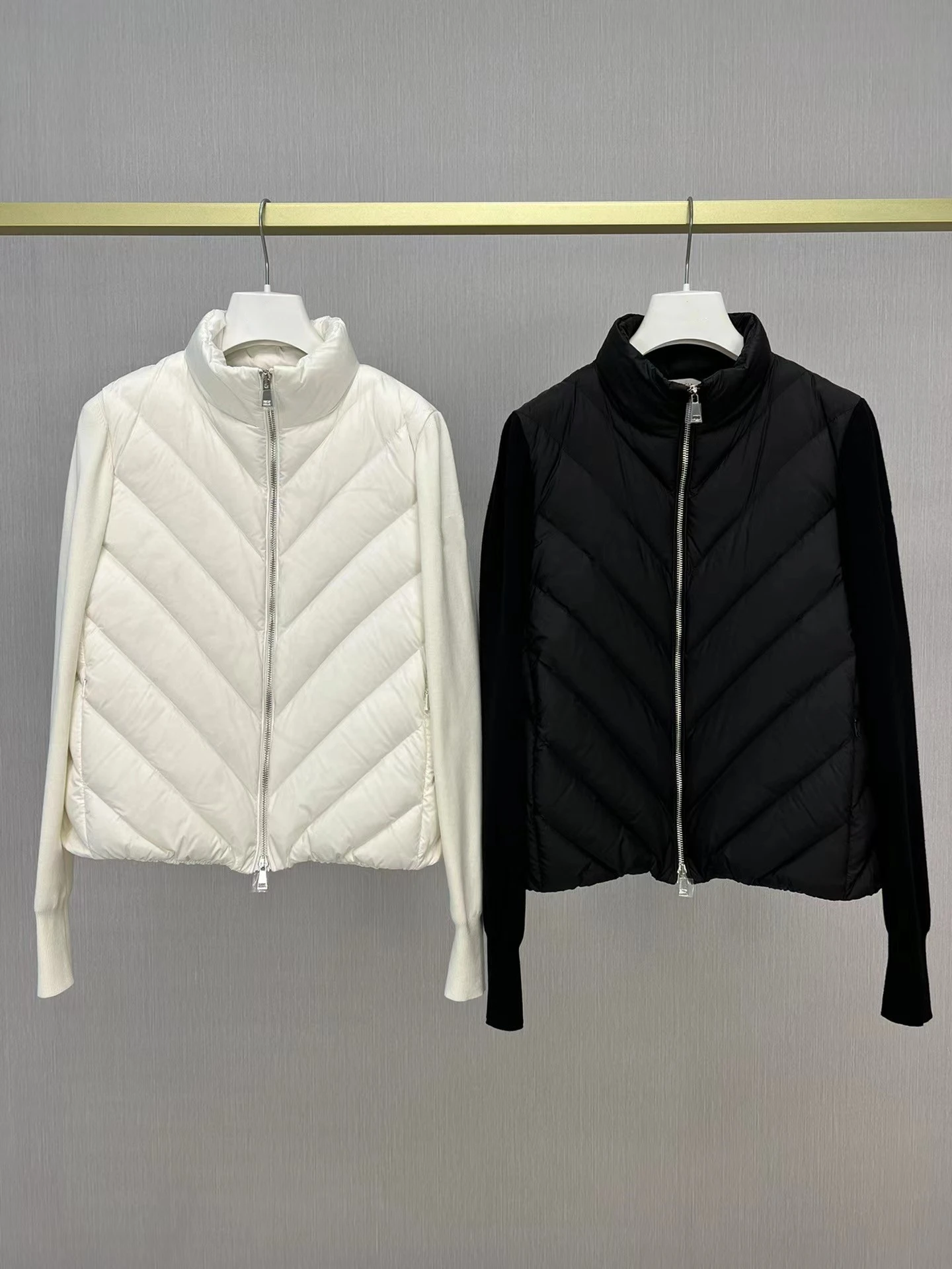 

2023 New Women's Down Coat Spliced Knitted Warmth Fashion Trend Coat Women's Short Stand Neck Slim Fit Versatile