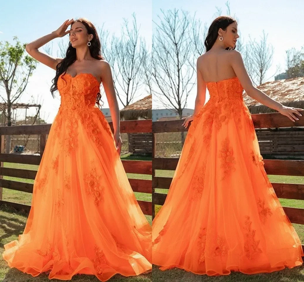 

2024 Gorgeous Orange Prom Dresses Sexy Backless A Line Sweetheart Lace Appliques Ruched Tulle Long Evening Party Gowns Plus Size