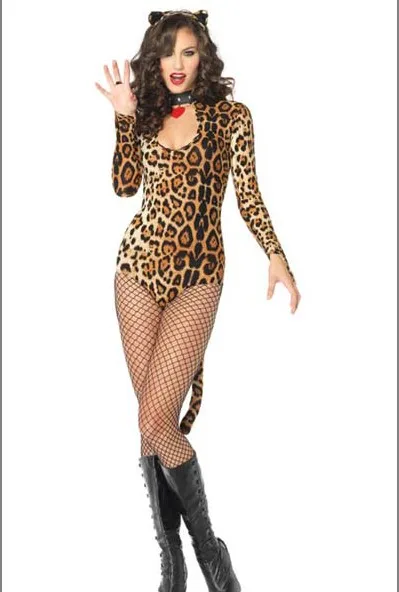 Жұмыстағы порно: үлкен сиськи Үлкен сиськи және үлкен сиськи порно фото