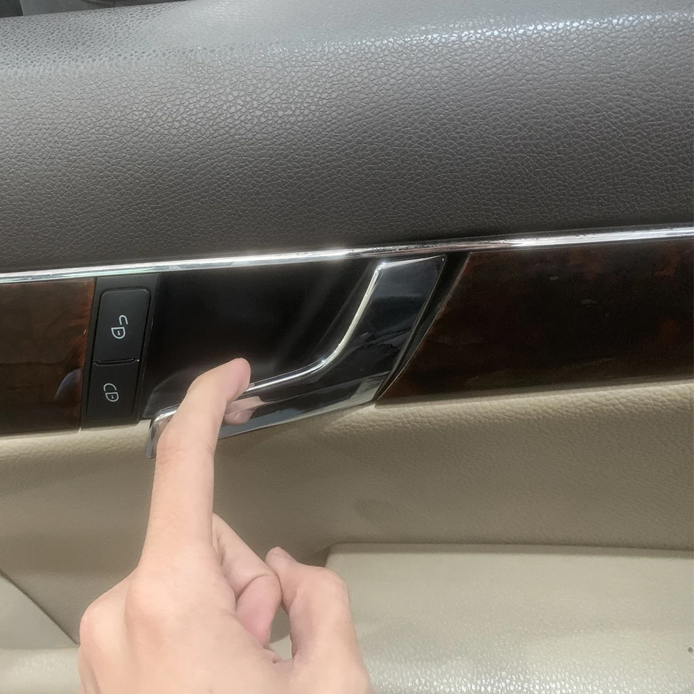 

Interior Door Handles Open For Mercedes Benz X204 W204 GLK250 C Class C180 C200 C300 GLK 2008-2015 Inner Handle Left Right