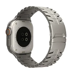 Premium Titanium Strap for Apple Watch - Curved End Men's Bracelet (Titanium)