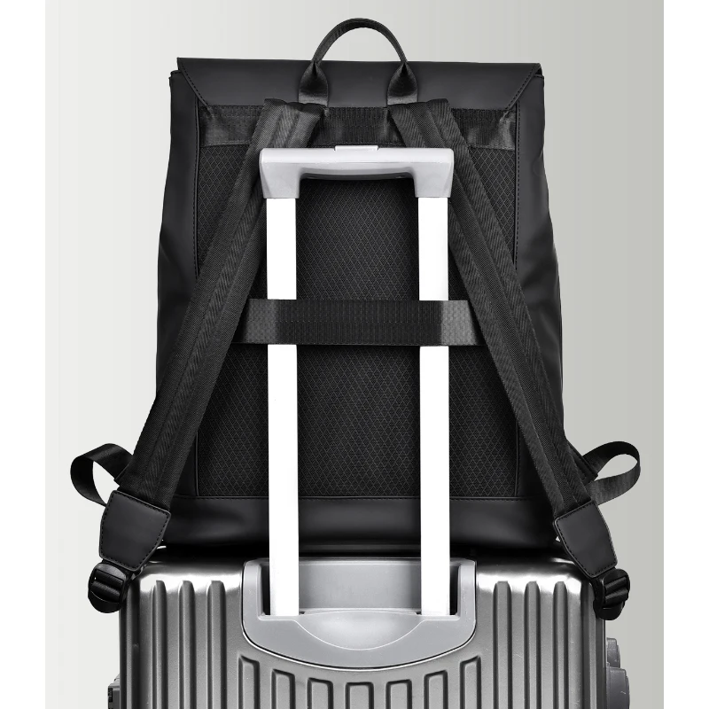 17.3-inch laptop backpack, large capacity, adjustable shoulder strap, business travel, school commuting bag, smooth backpack