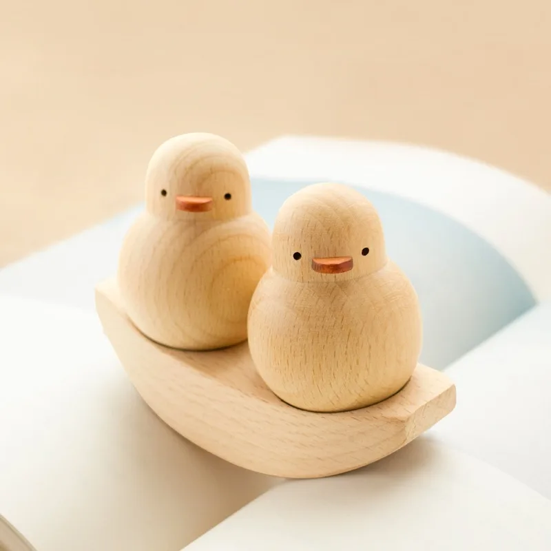 Creative Couple Decoration Office Desk Wooden Material Style Wooden Duck Friends Birthday Valentine's Day Girl Gift Fun