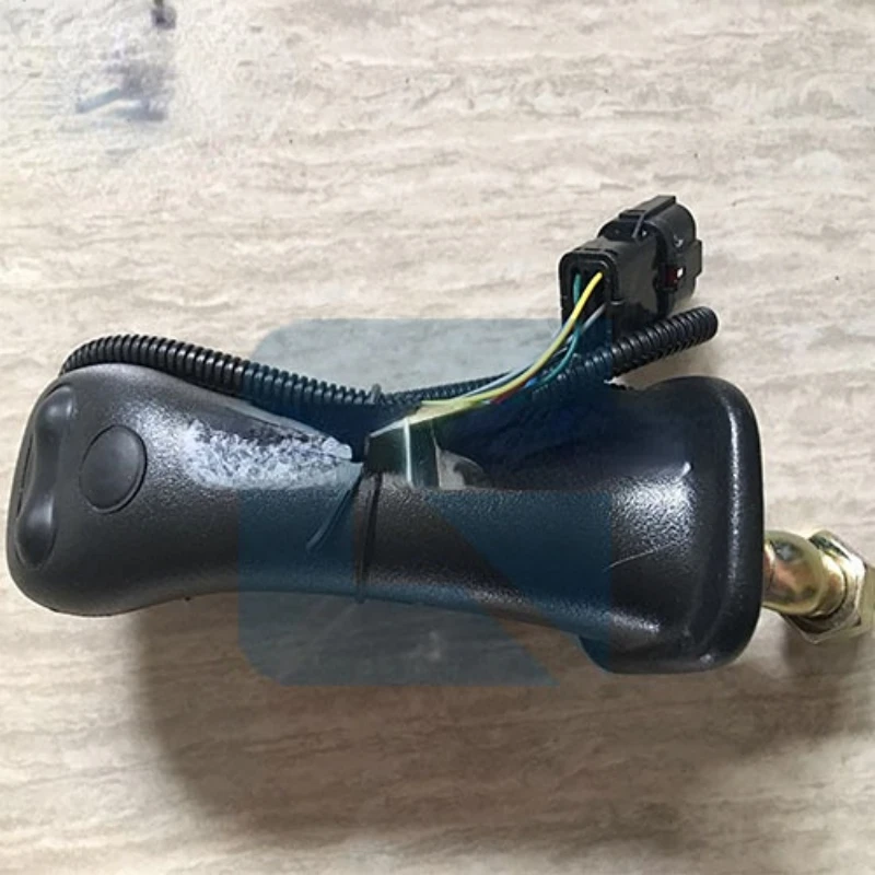 

Manipulation Handle Joystick handle with 3 buttons For Excavator Spare Parts