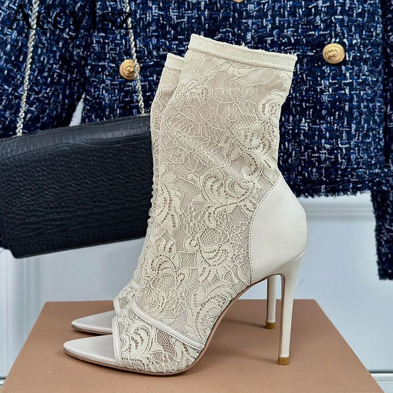 

Runway Embroider Design Open Toe Cool Boots Women Pointed Head Thin High Heels Sandals Spring Summer Fashion Party Dress Pumps