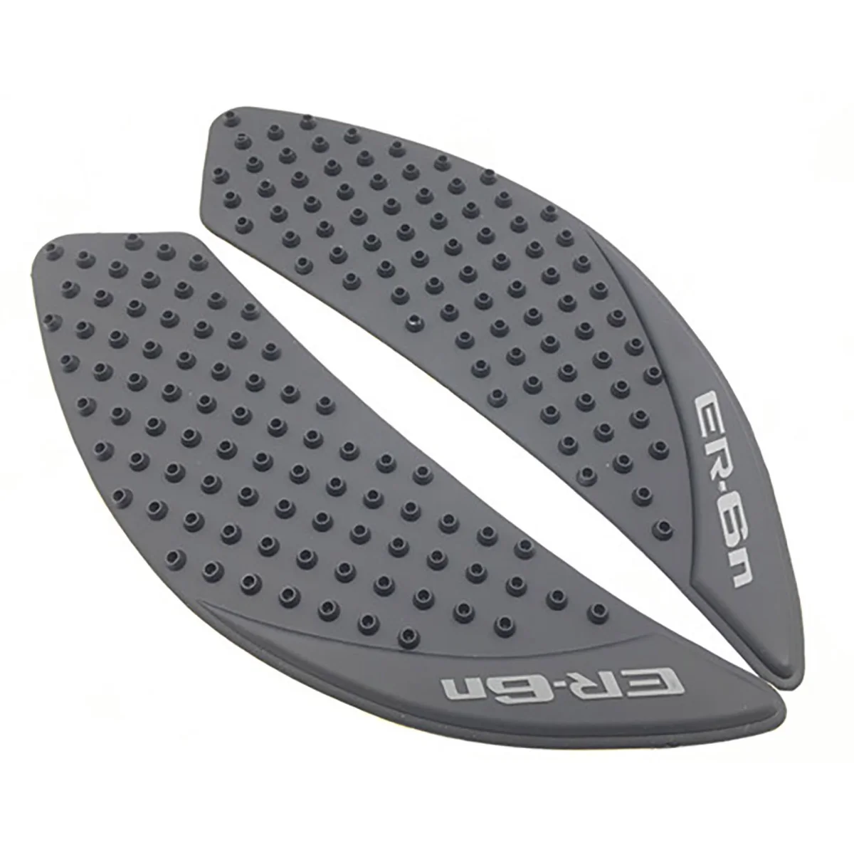 Рисунок 3 - Противоскользящие накладки на топливный