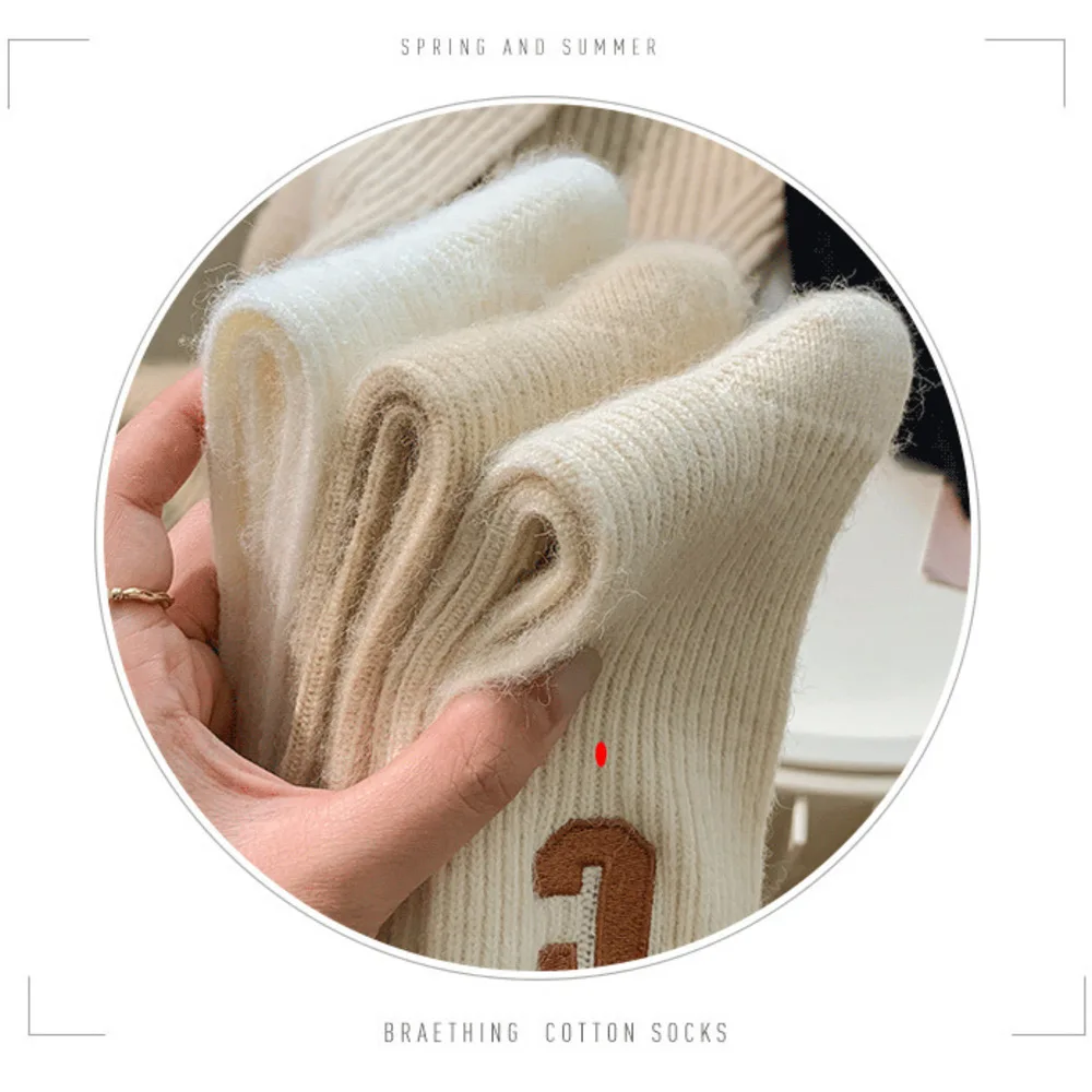 2PCS Big C Letter Socks Children's Autumn and Winter Mid tube Korean ins Cashmere Thickened Warmth Pile Stockings Women's_voghion.com