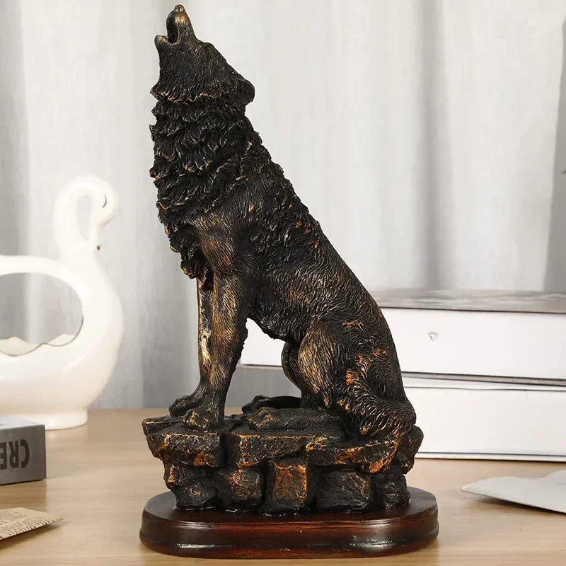 

Resin Wolf Statue Home Office Decorations Animal Collectible Decorative Figurines Sculpture Living Room Desk Bookshelf Decor