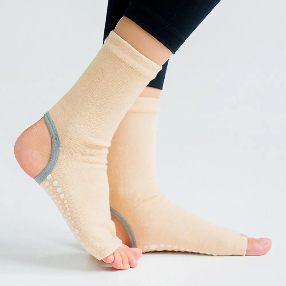 

Simple Comfortable Cotton Elastic Breathable Half Palm Socks Yoga Socks Solid Color Socks Women Hosiery