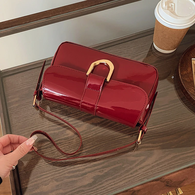 Women's Elegant Fashion PU Leather Shoulder Bag Trendy Underarm Handbag & Purse for Stylish Accessories