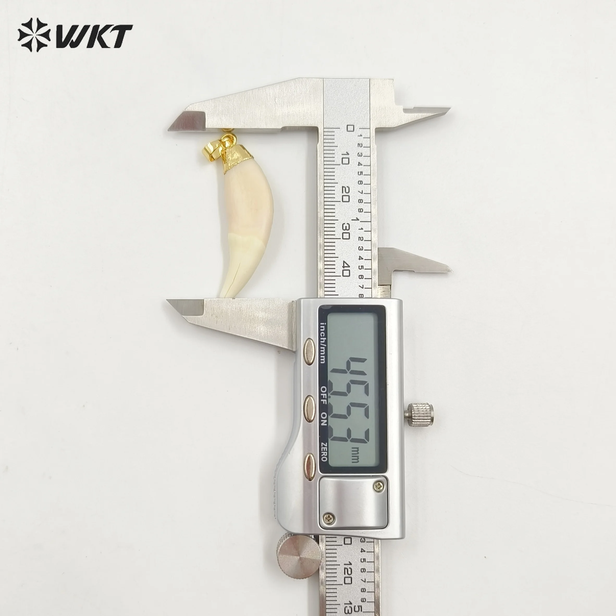 WT-P241 뜨거운 수제 Imatation 늑대 치아 쥬얼리 펜던트 패션 럭키 치아 펜던트