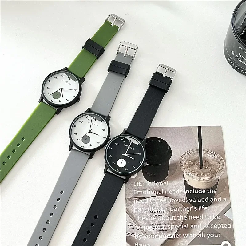 

Teen Watch Male and Female Students Korean Simple Niche Youth New